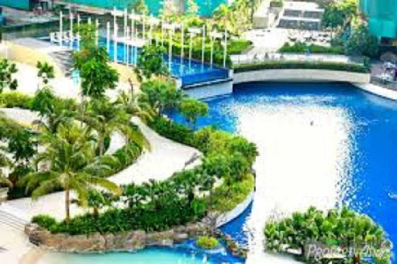 Azure C5 Man-Made Beach Balcony Multiple Units Manila Exteriér fotografie
